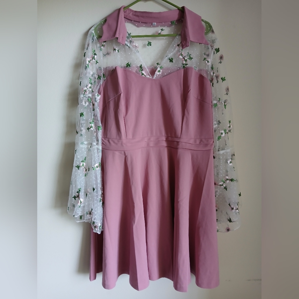 Pink Dress with Floral Sheer Sleeves Size 3XL